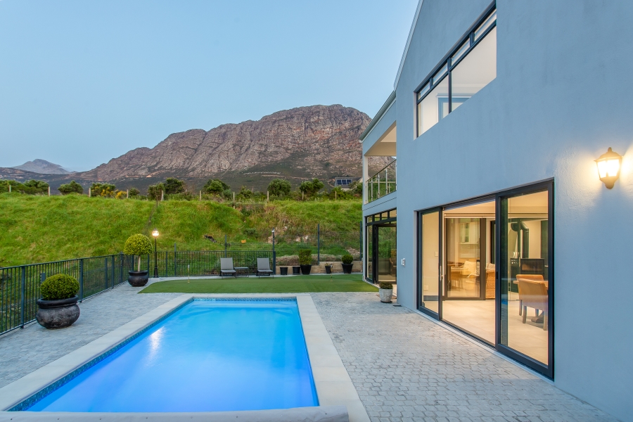 4 Bedroom Property for Sale in Franschhoek Western Cape